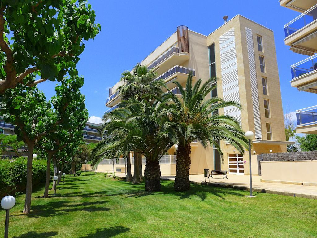 Rentalmar Ventura Village Salou Exterior foto